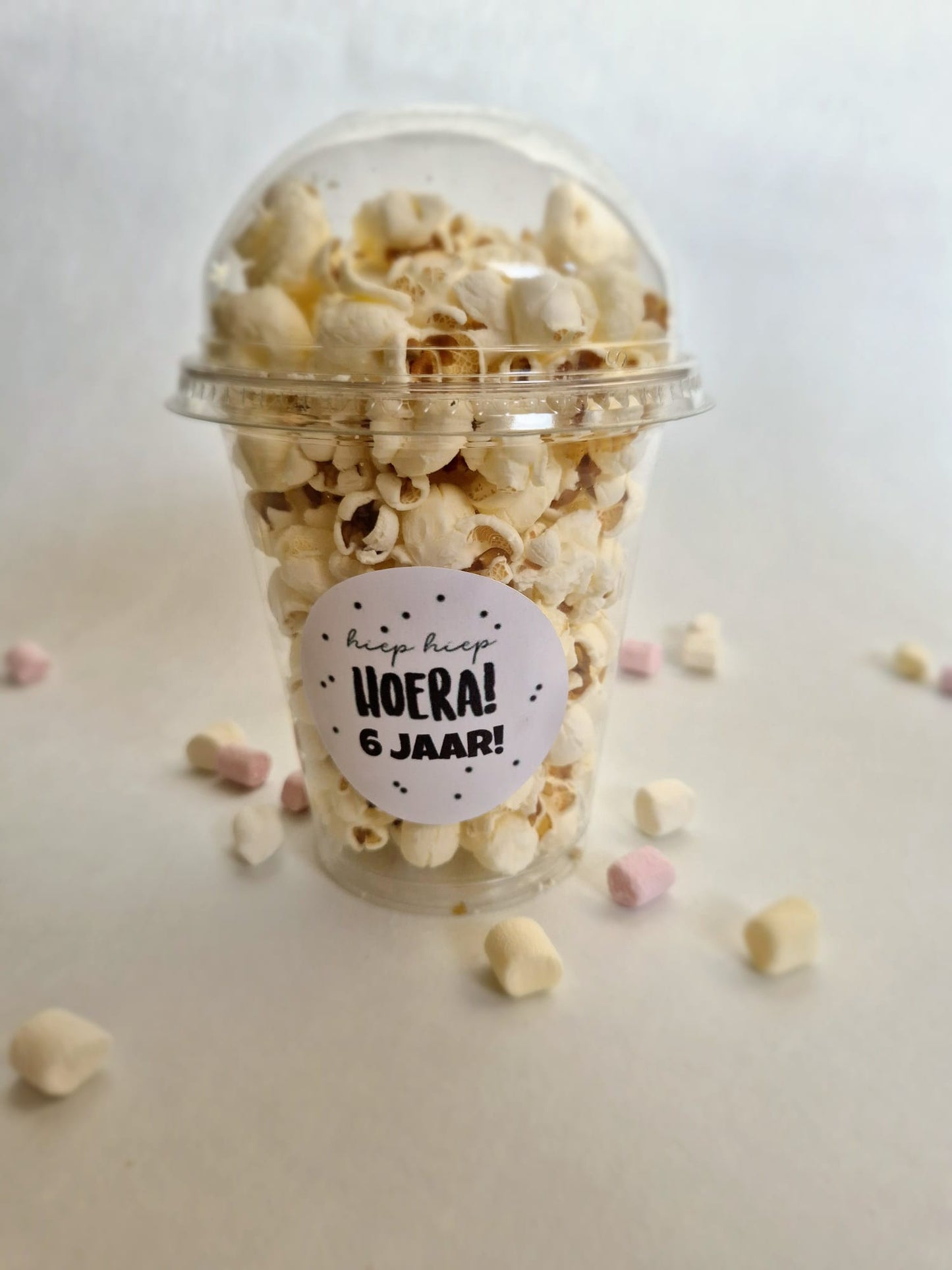 Traktatie beker met deksel