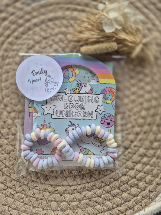 Unicorn traktatie - Kleurboekje met snoepje